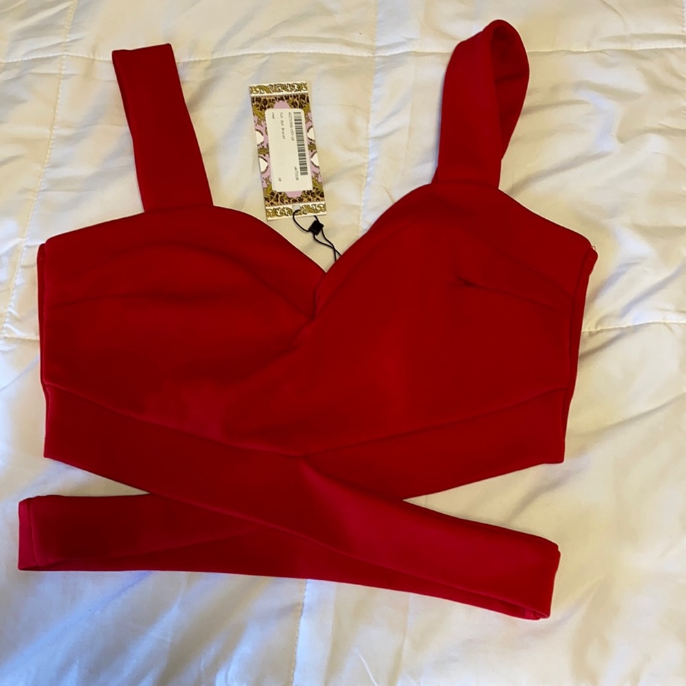 NWT BOOHOO CUT OUT CROP TOP